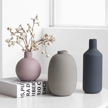 Miranda - Nordic Style Ceramic Vase by Jooier